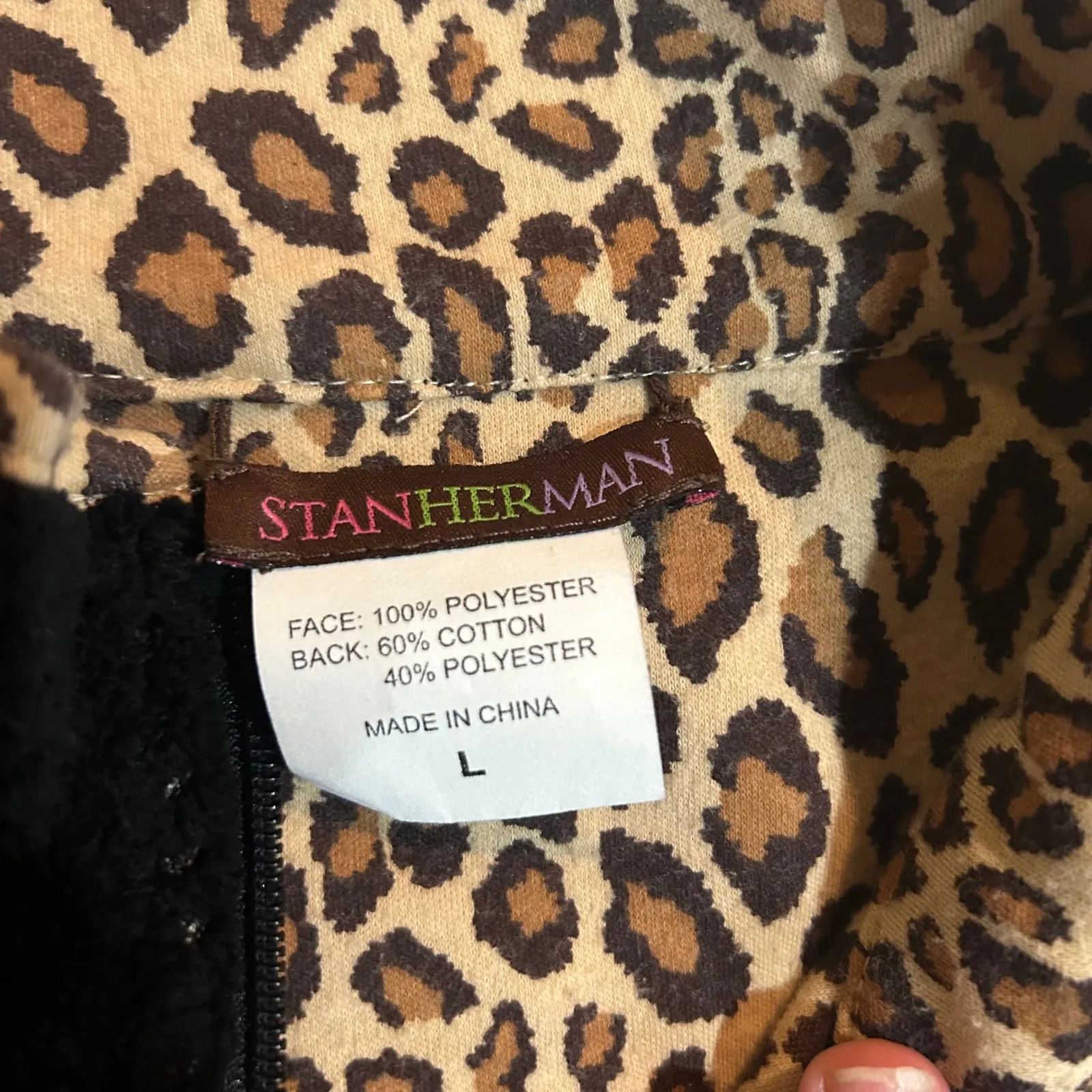 VINTAGE Stan Herman Black Fuzzy Fleece Vest Leopard Print Trim Full Zip‎ Large - Image 4