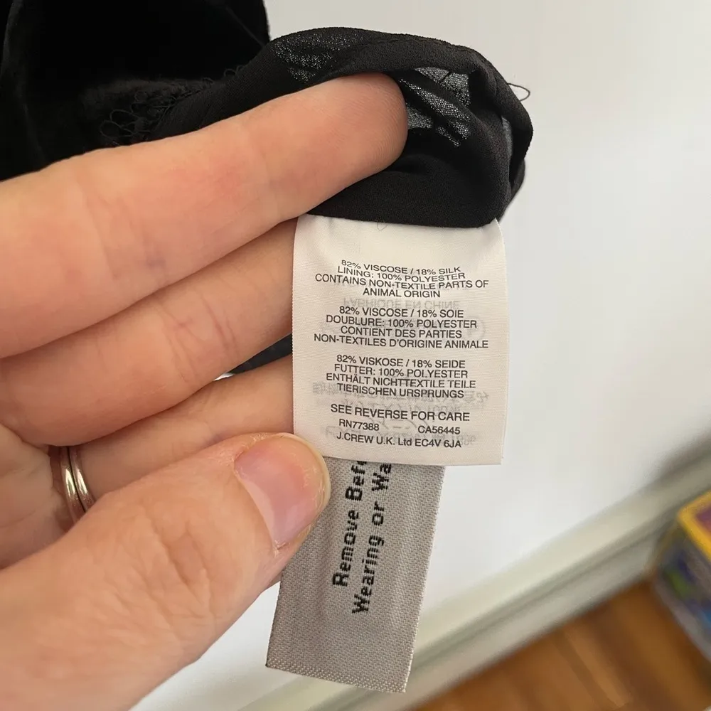 J Crew black velvet scoop neck tank | Size medium - Image 5