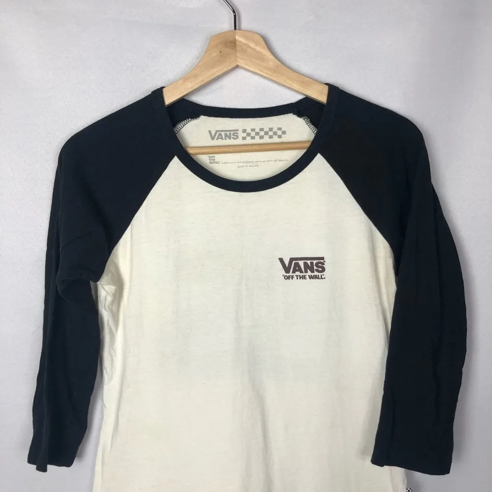 Vans Black & White Long Sleeve Baseball Crew Neck T-Shirt S - Image 3