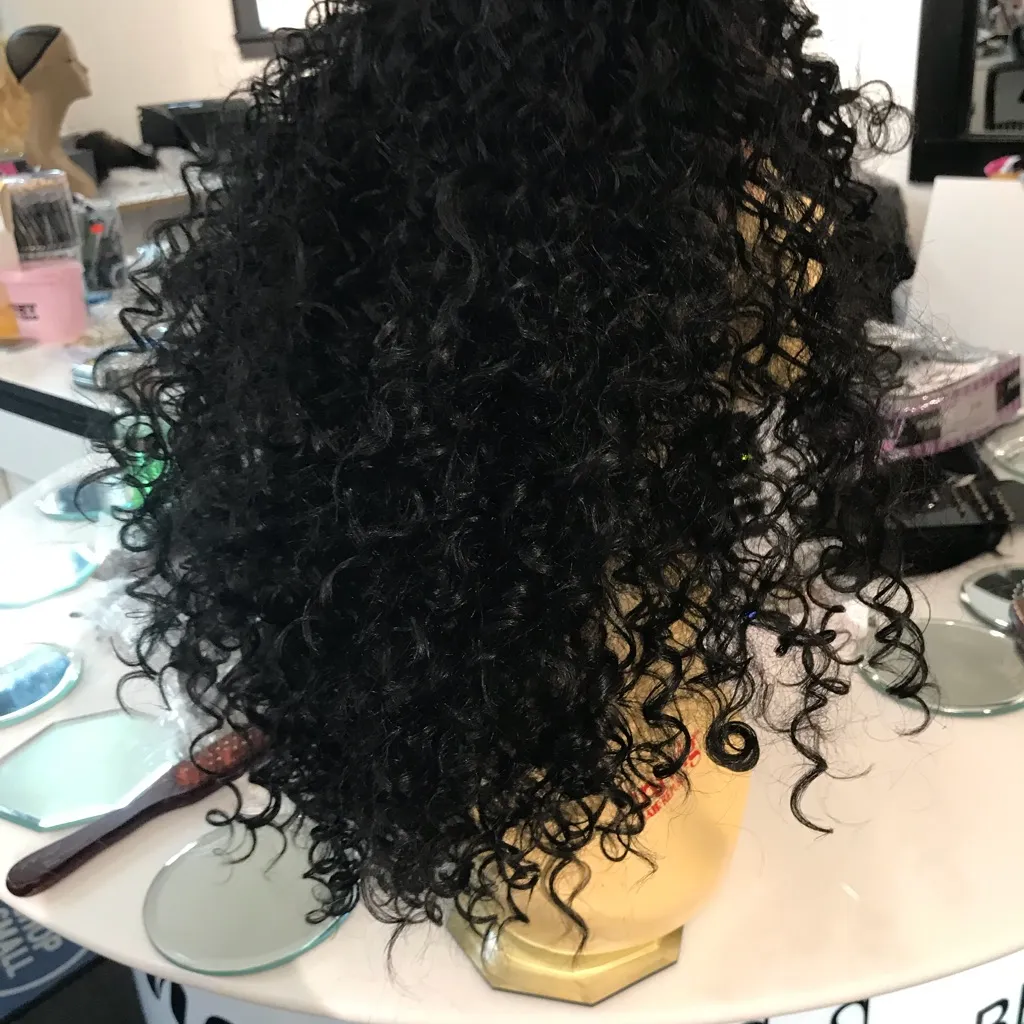 Black curly Lacefront wig - Image 3