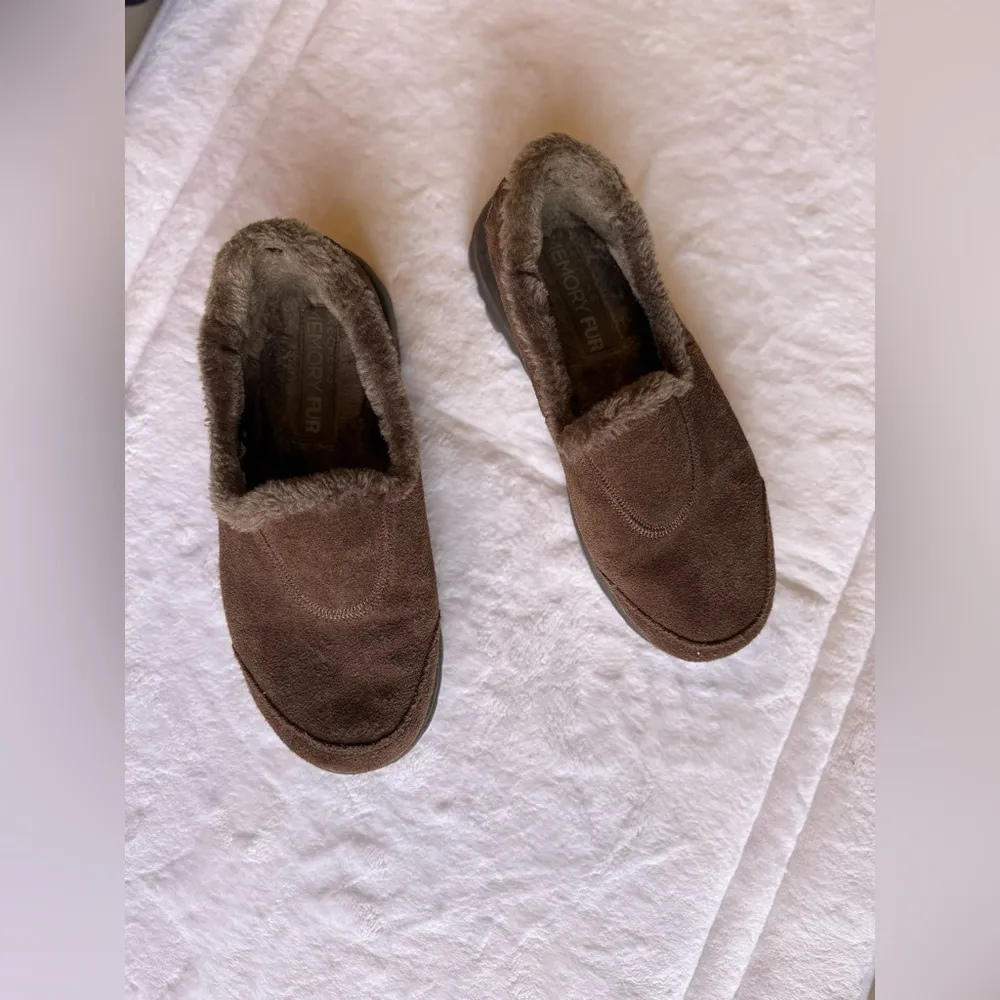 Skechers Memory Form Fit Slip-On Loafer Brown Suede Faux Fur Lined comfy 7.5 - Image 8