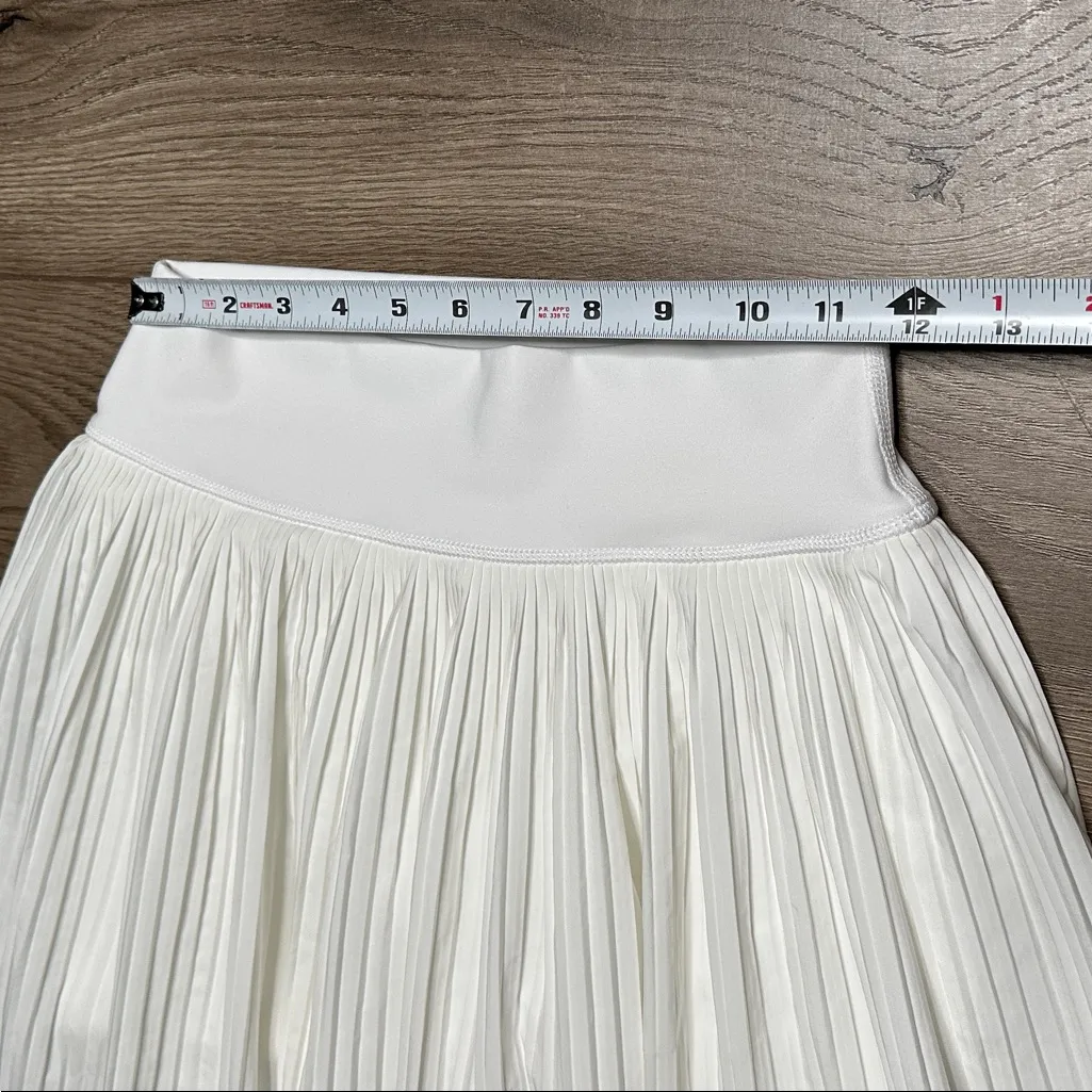NWOT Yogalicious‎ Lightstreme Hybrid Strut This Skort Pleated High Rise White M - Image 6