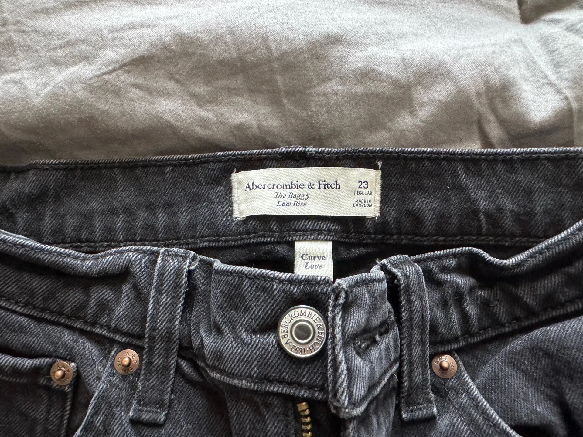 Abercrombie Jeans The Baggy Low-Rise - Image 5
