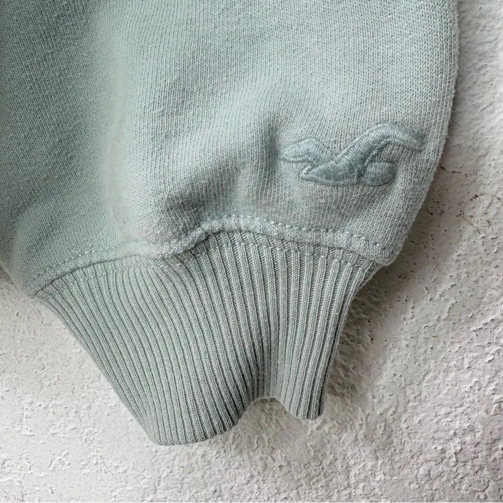 Hollister Oversized Fleece Sweatshirt Women’s S Sage Cut-Out Back Cozy 90s Y2K - Image 3