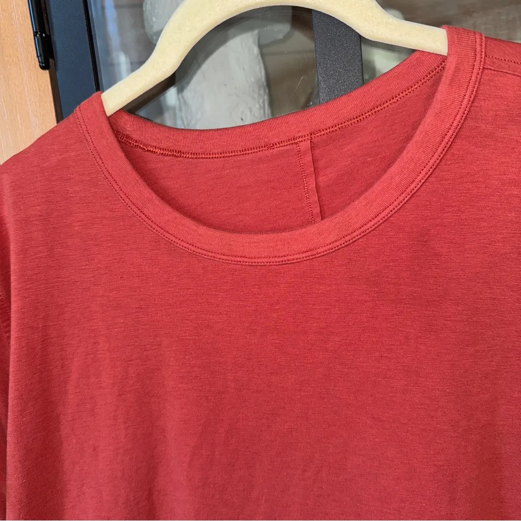Lululemon short sleeve crew tee Classic-Fit Cotton T-Shirt Red Rock rust brick - Image 9