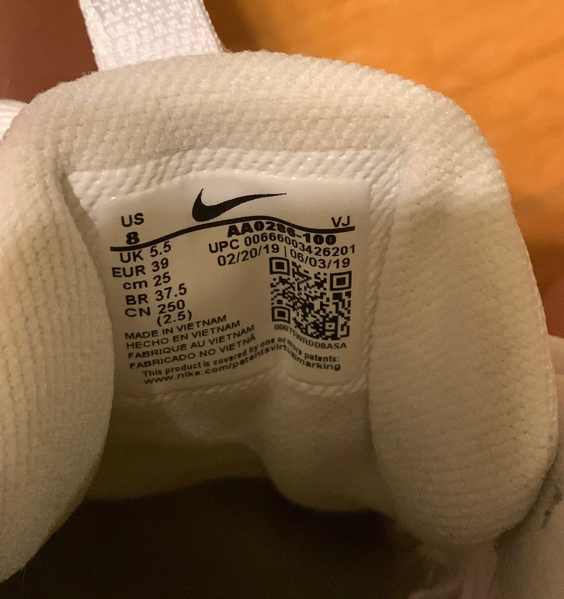 Nike Volleyball Shoes - Image 5