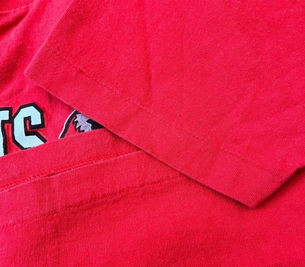 Vintage UC Bearcats T - Image 4