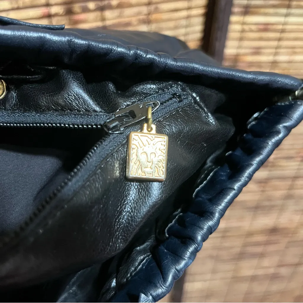Anne Klein  Elegant Black Crossbody Bag - Image 7