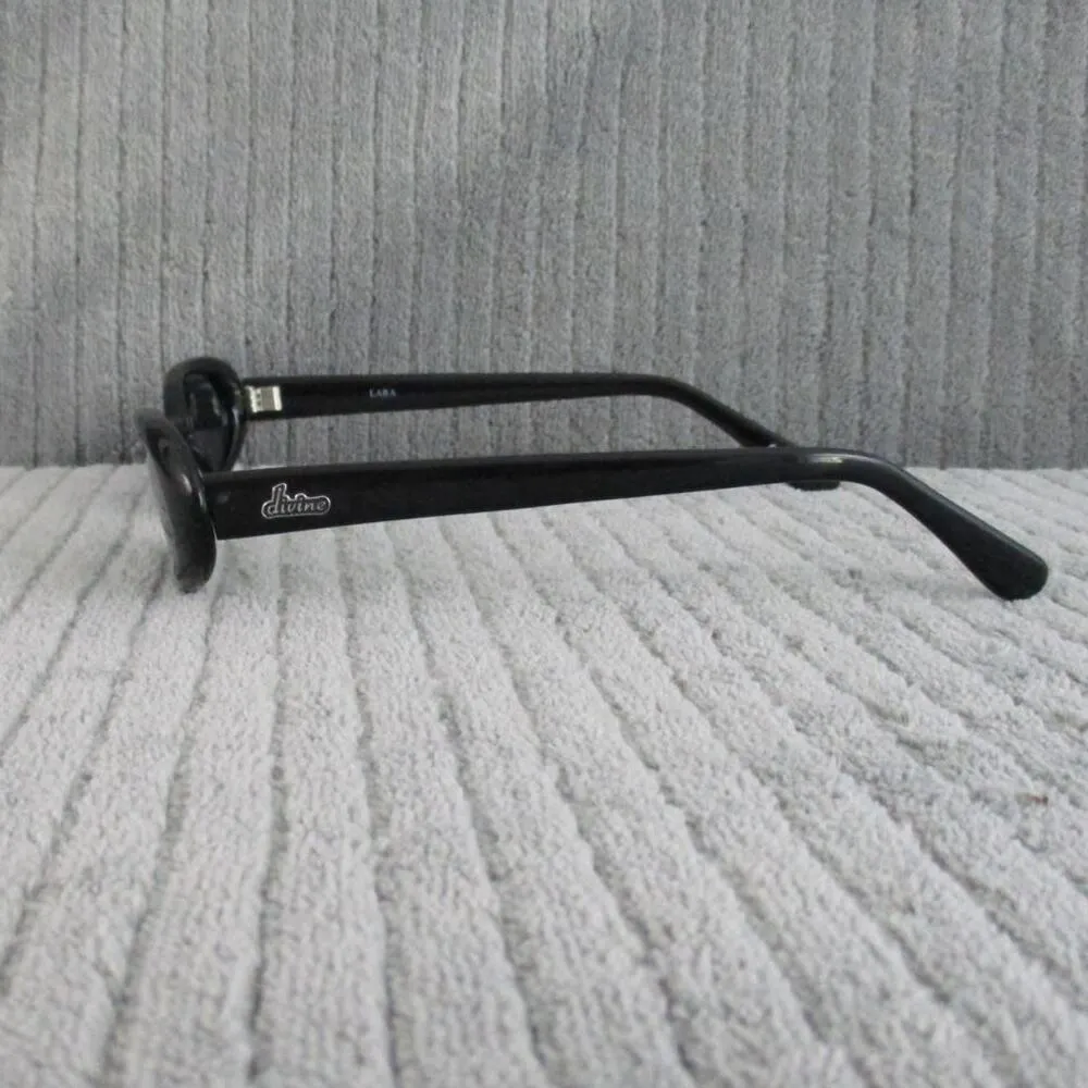 New Divine Eyewear Lara sunglasses Black/Smoke Black - Image 3