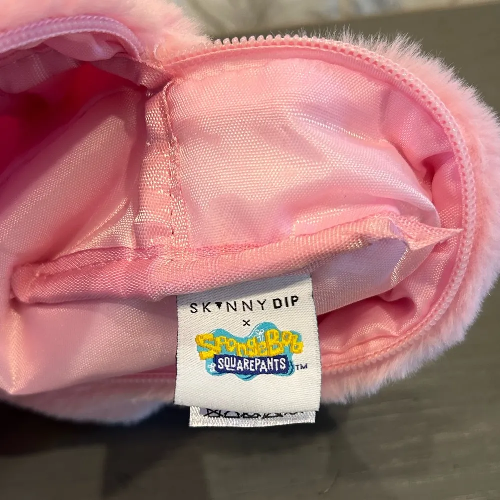 Skinny Dip X SpongeBob SquarePants Patrick Star Fuzzy Cosmetic Bag Pink - Image 8