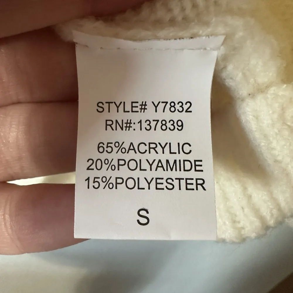 Luna Ivy Women's Size Small Ivory 3D Bows Knit Sweater Cardigan Pearl Button NWT - Image 5