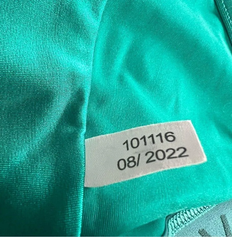 Outdoor Voices Bondi Beam Bra, New with Tags - Image 3