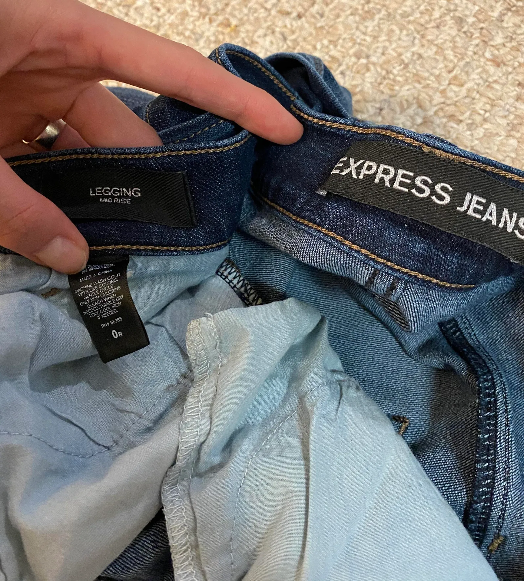 EXPRESS Mid Rise Distressed Denim Leggins - Image 4