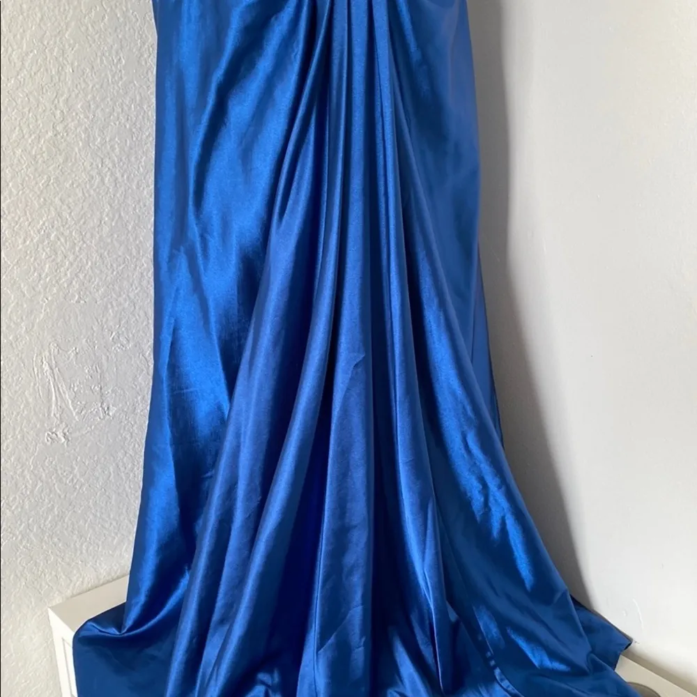 Elegant Blue Halter Evening Gown Size L - Image 4