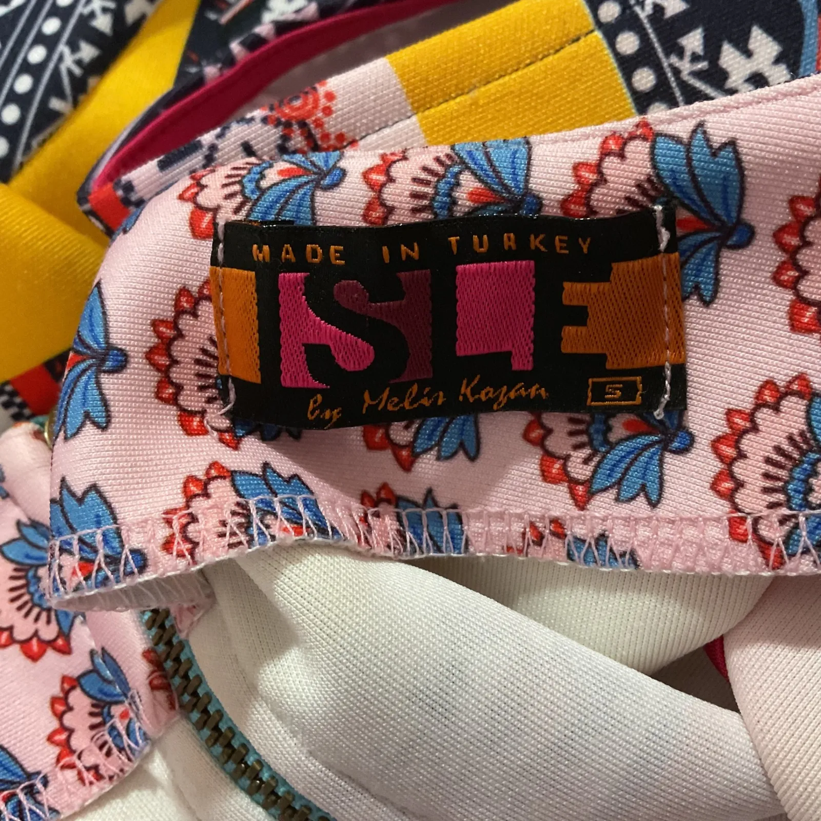 ISLE by Melis Kazan Women's Sleeveless Sheath Dress Geometric Print Size S Yellow - Image 5