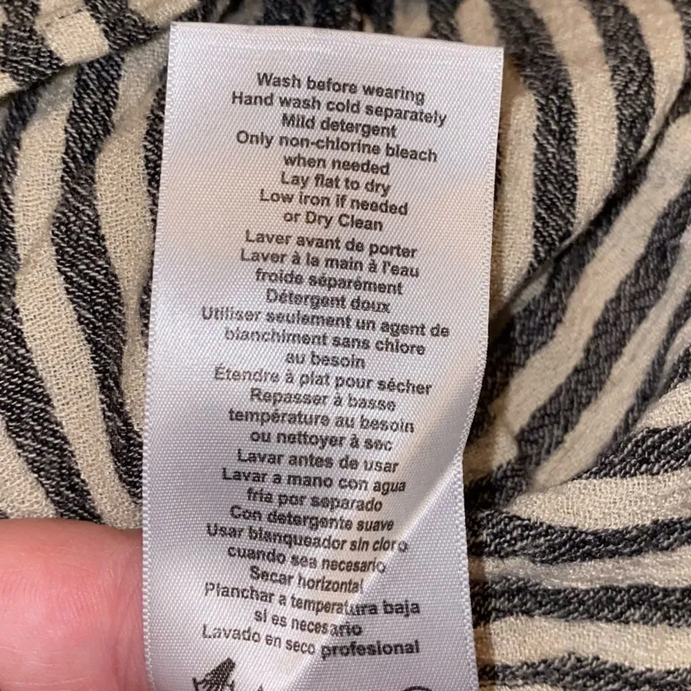 A Pea in the Pod Striped V Neck Boho Blouse - Image 6