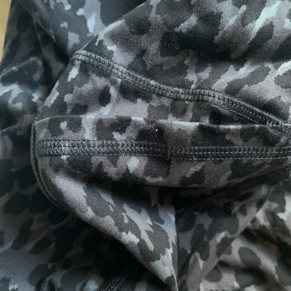 All In Motion Leopard Leggings - Image 3