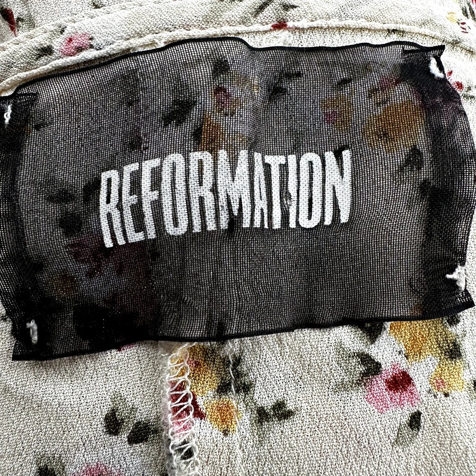 Reformation Misha Dress Fit & Flare Mini Floral V Neck Peasant Pocket Beige 2 - Image 3