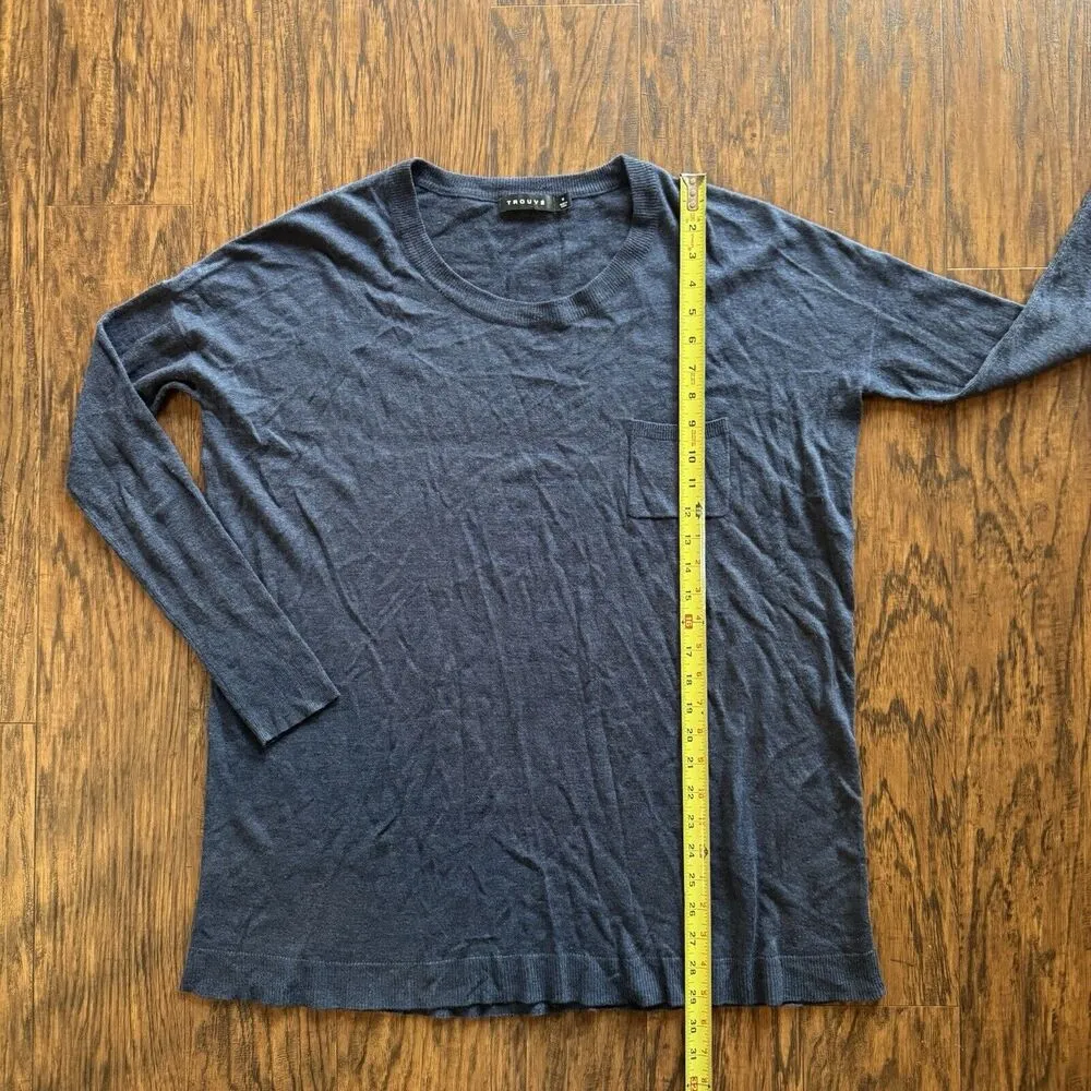 Trouve Womens Sweater Size Medium Long Sleeve Crew Neck Navy Blue Lightweight - Image 6