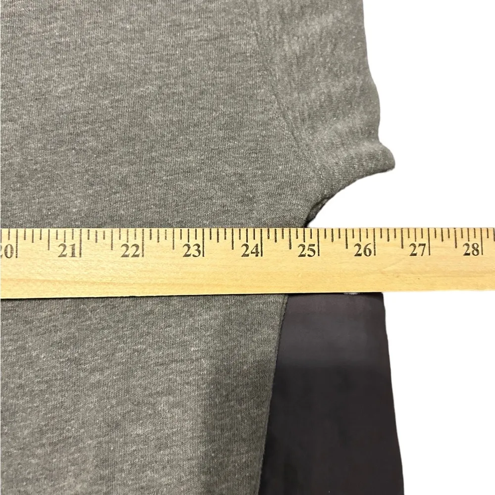 Cabana by Crown & Ivy  crewneck I love you kiss graphic sweatshirt size small - Image 6