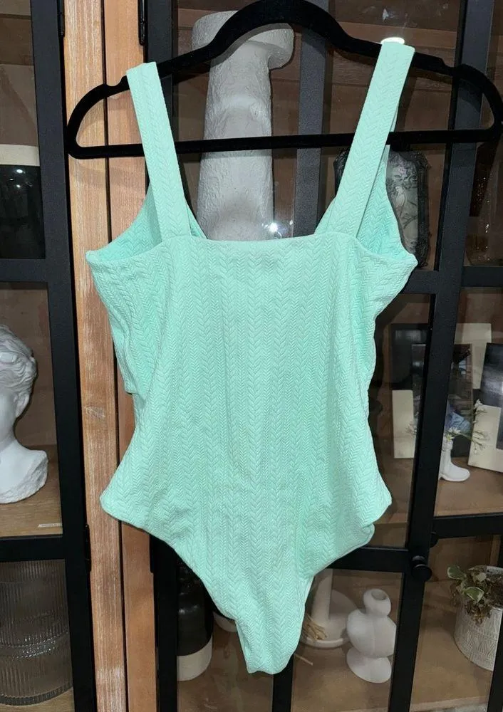 Beach Riot One Piece Swimsuit Tyler Twist front mint textured cut out turquoise - Image 3