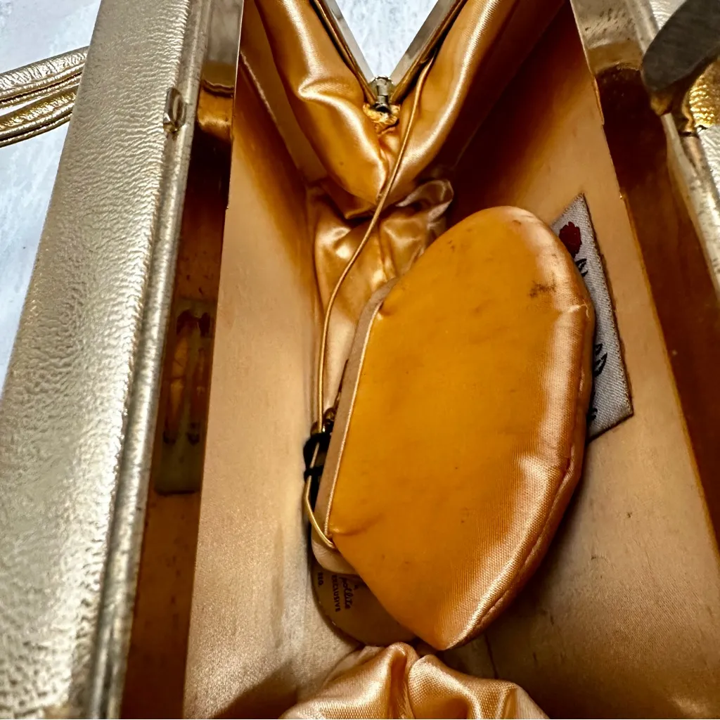 Chic Vintage Hollywood Glam Gold Clutch Dual Handles Kiss - Image 16