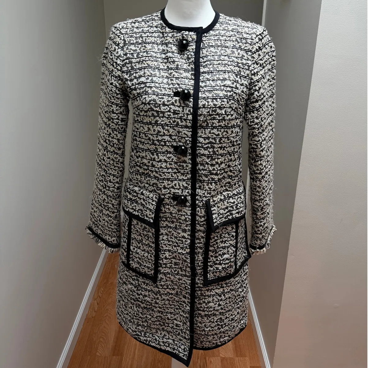 Nanette Lepore Tweed Coat Womens 2 Cream Black Designer Classic Parisian Chic - Image 3
