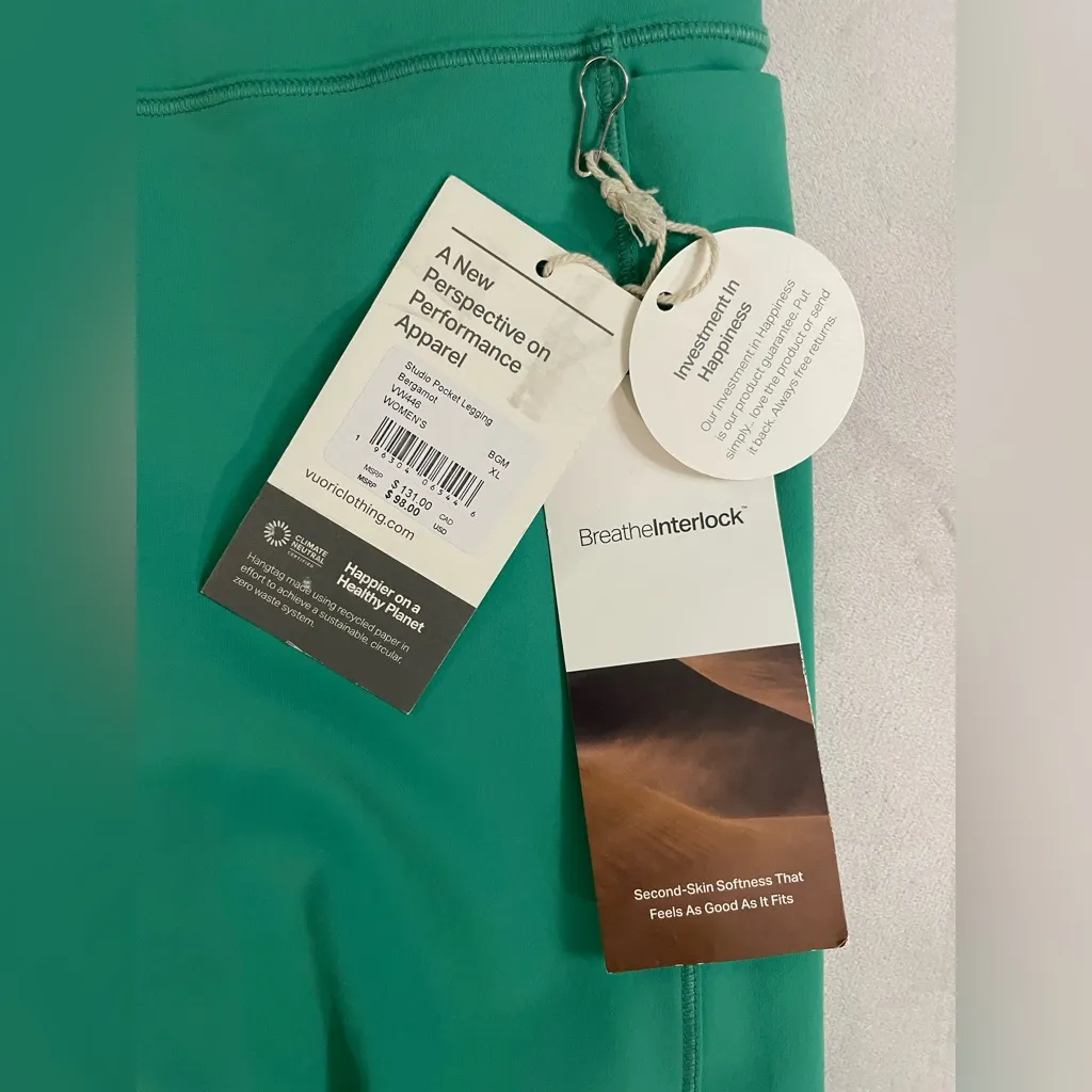 Vuori NWT Studio Pocket Leggings Bergamot Green Sold out color Size XL - Image 9