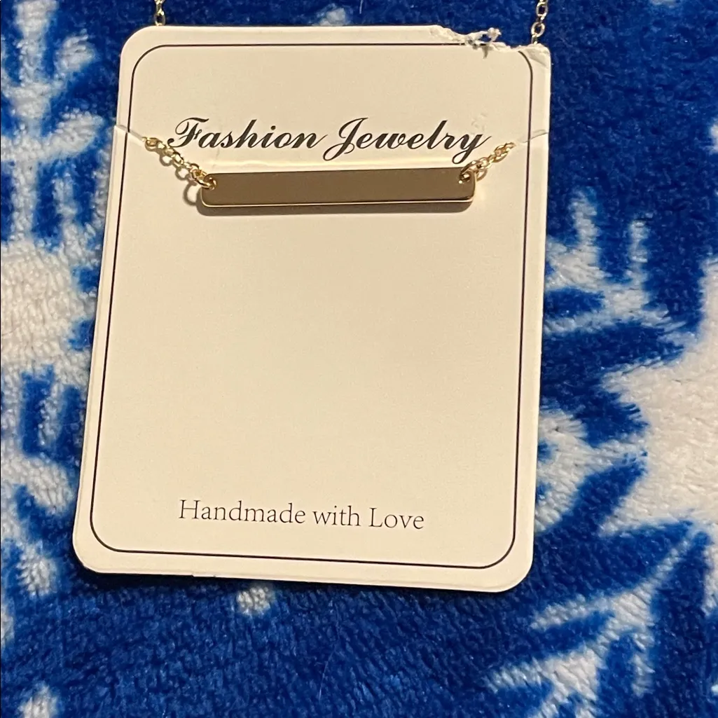 Gold tone necklace Dainty Feminine Chain Costume Jewelry - Image 3