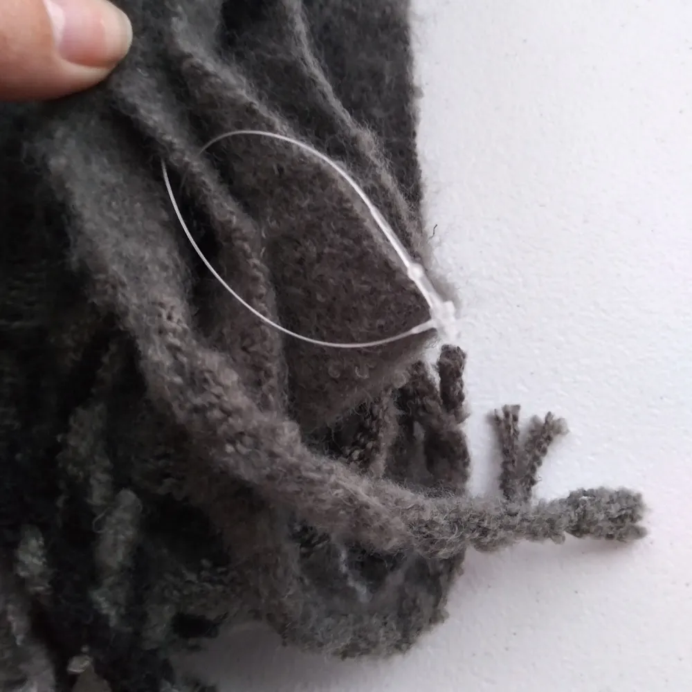 Steve Madden Plaid Scarf Wrap 76" X 15" Black Gray Soft Fuzzy Oversize - Image 3