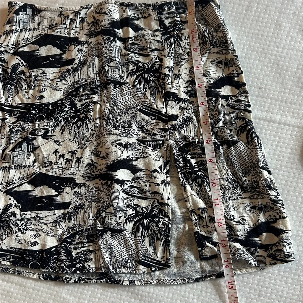 Reformation Margot Front Slit Los Angeles Hollywood Print Mini Skirt Women's 4 - Image 9