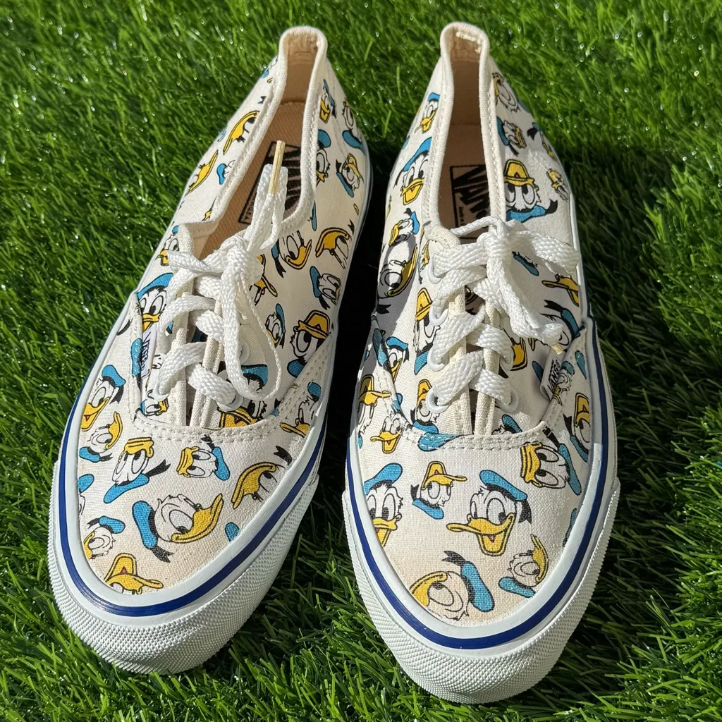 Vans X Disney Authentic “Donald Duck” Vintage 1995 Low Top Sneakers Size 8.5 - Image 6