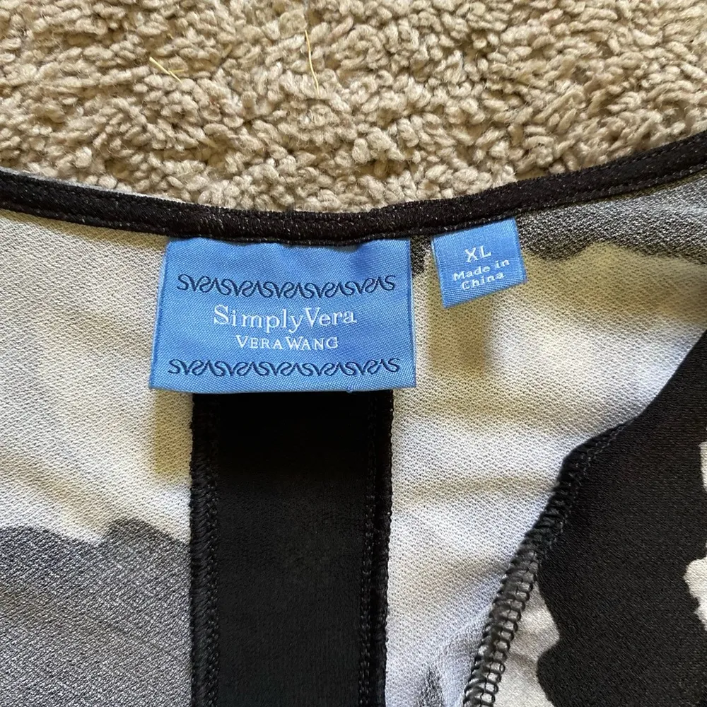 Simply Vera Wang women's extra large black floral dress - Image 3