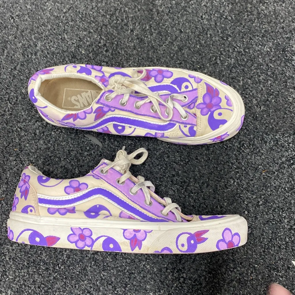 Vans hand painted festival peace sign floral sneakers purple white 7.5 - Image 3