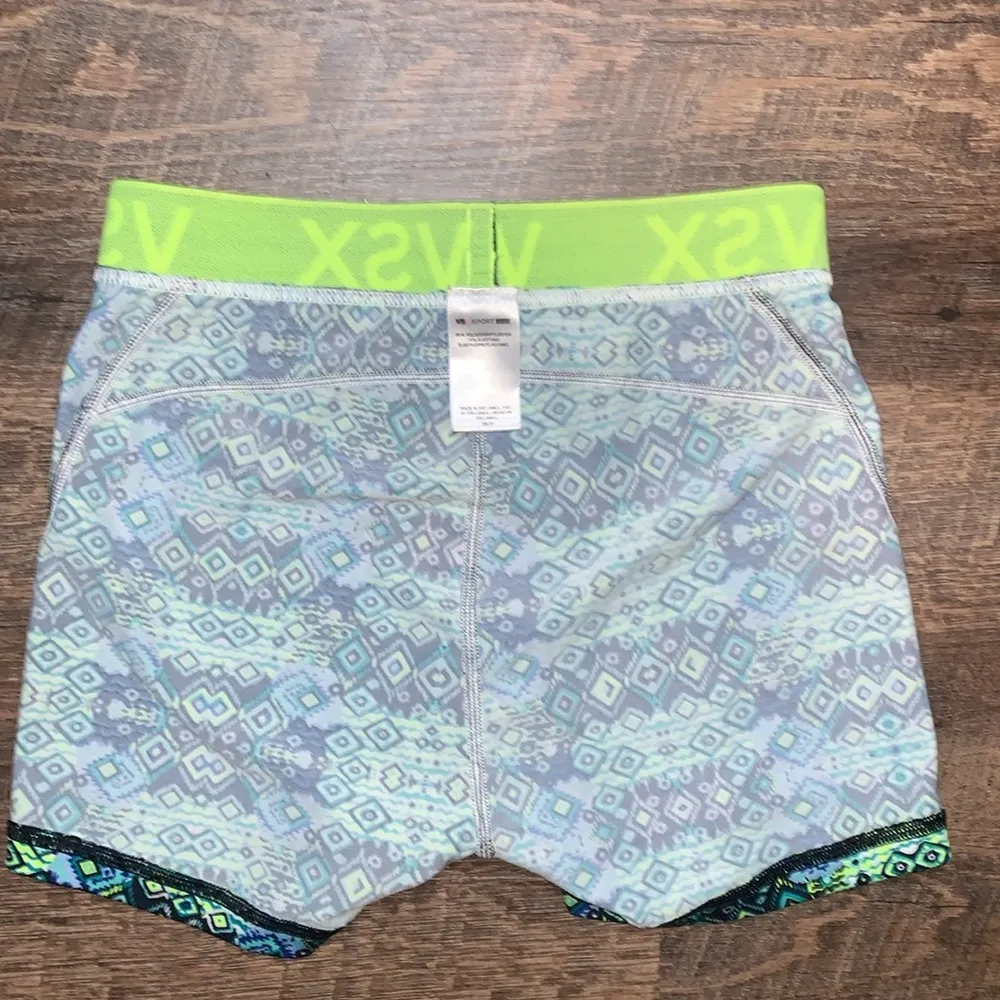 Victoria’s Secret Athletic Running Gym Yoga Shorts Size XS - Image 8