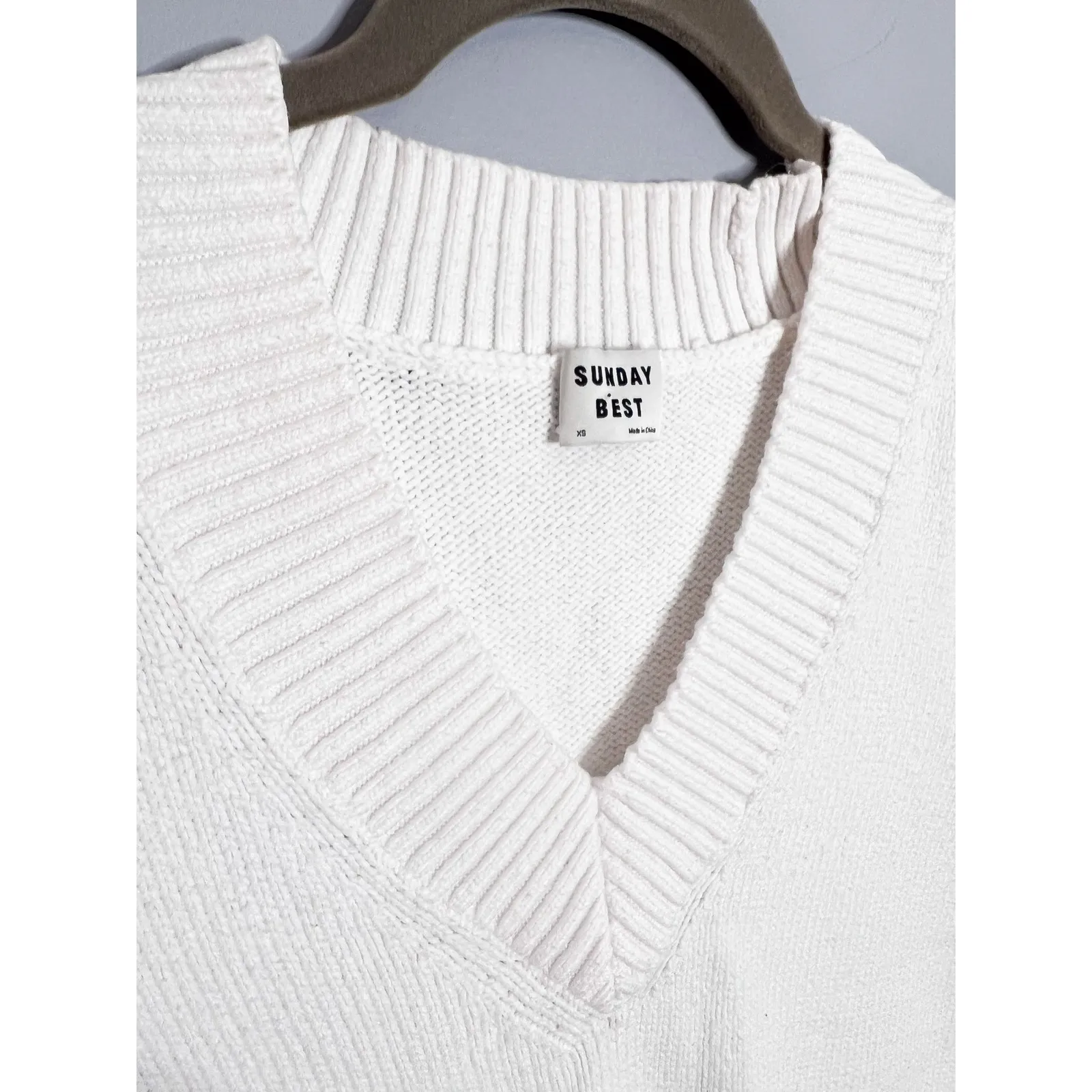 Aritzia Sunday Best Wyatt White Sweater Vest Size XS Cotton Blend - Image 3