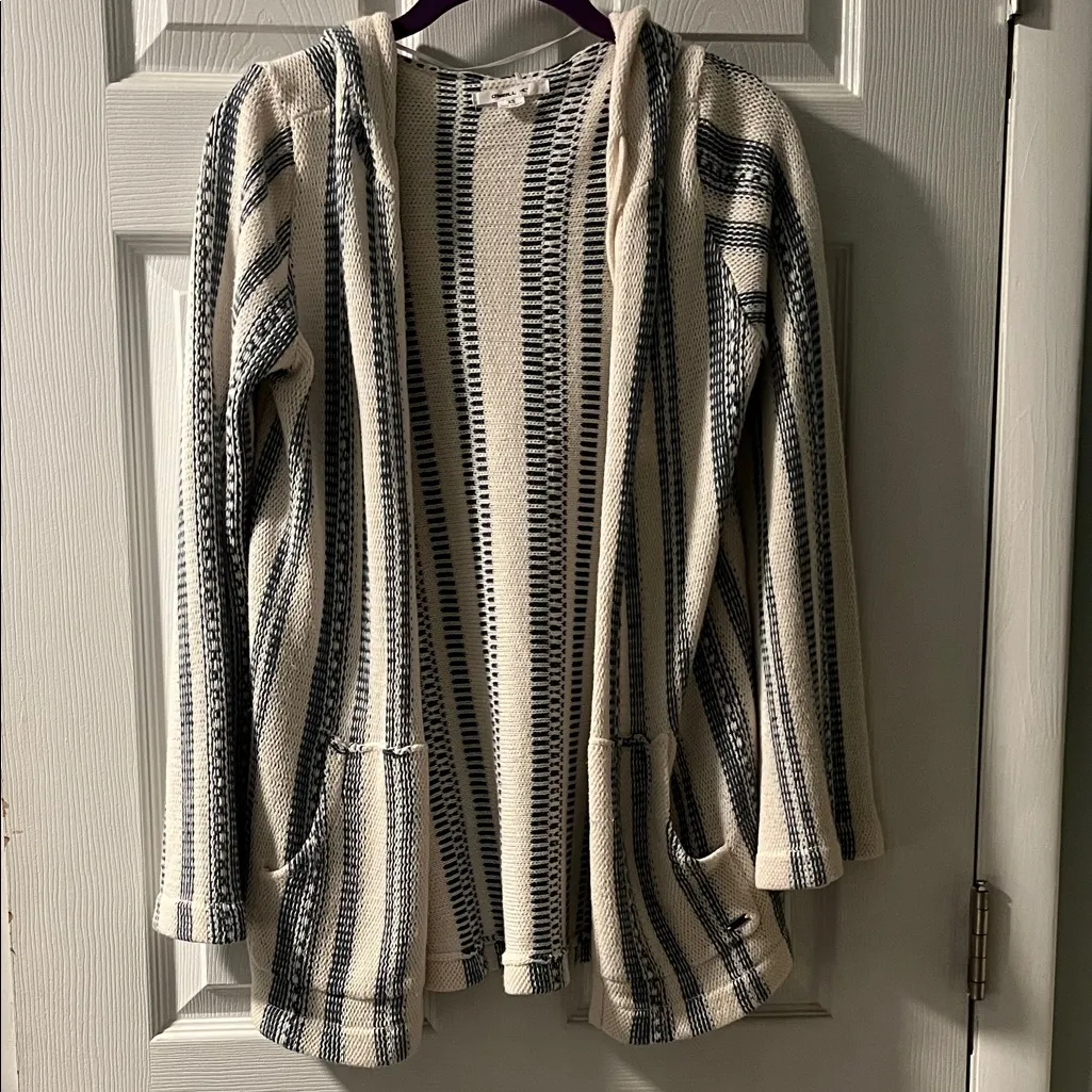 Striped Hooded Cardigan - Image 12