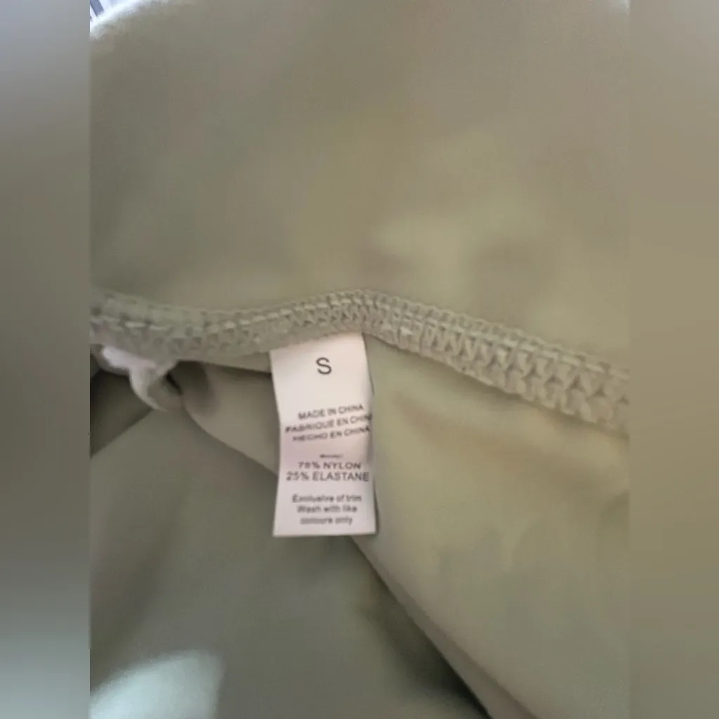 NEW 2 Pc Crop Top & Yoga Pants Long Sleeve Workout S - Image 3