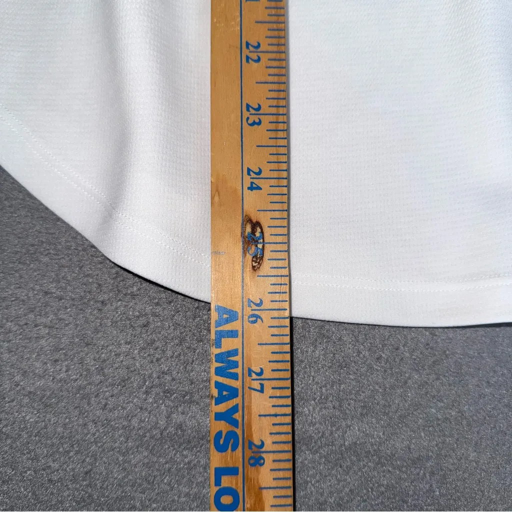 Under Armour Women's White Long Sleeve 1/4 zip feminine shape Top‎ size Large - Image 13