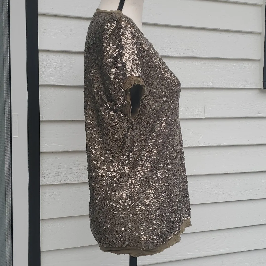 J. Crew Short Sleeve Sequin Top With Silk Trim - Image 4