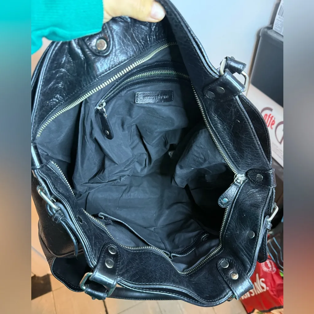 Vanessa Bruno Black Leather Tote Bag - Image 4