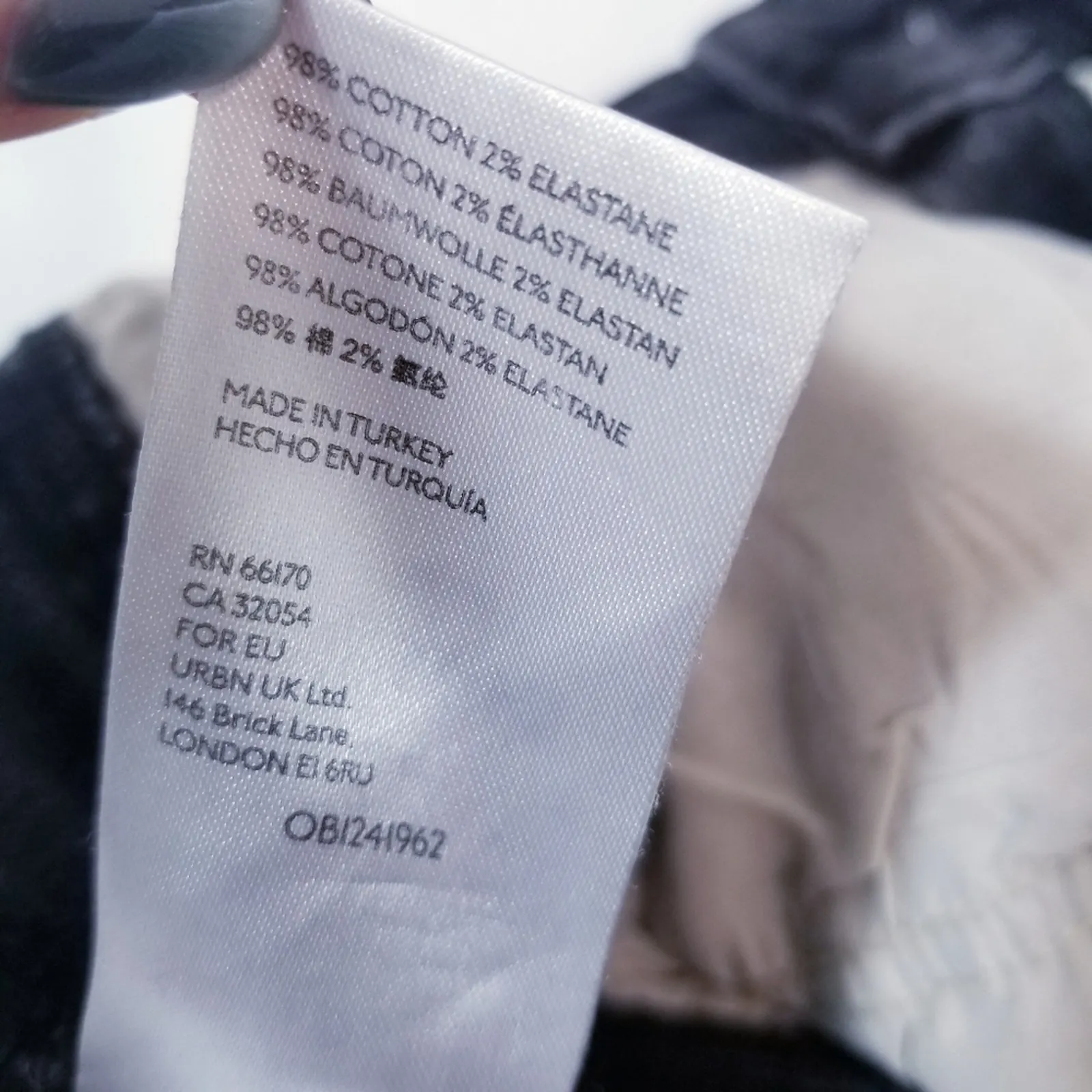 Anthropologie Pilcro & the Letterpress Women's Black High Rise  Frayed Hem Jeans - Image 13