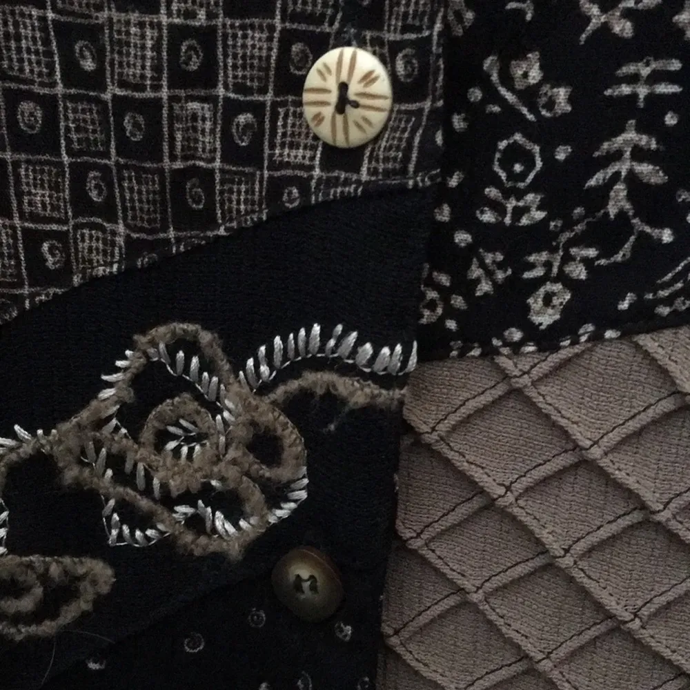 FINAL MARKDOWN Ladies Koret multi textured Top (M) Size 12 - Image 5