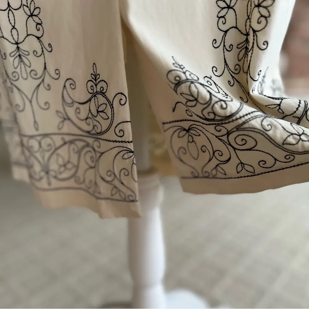 Express Dress Cream Embroidered Sleeveless Knee Length M Garden Party office - Image 15