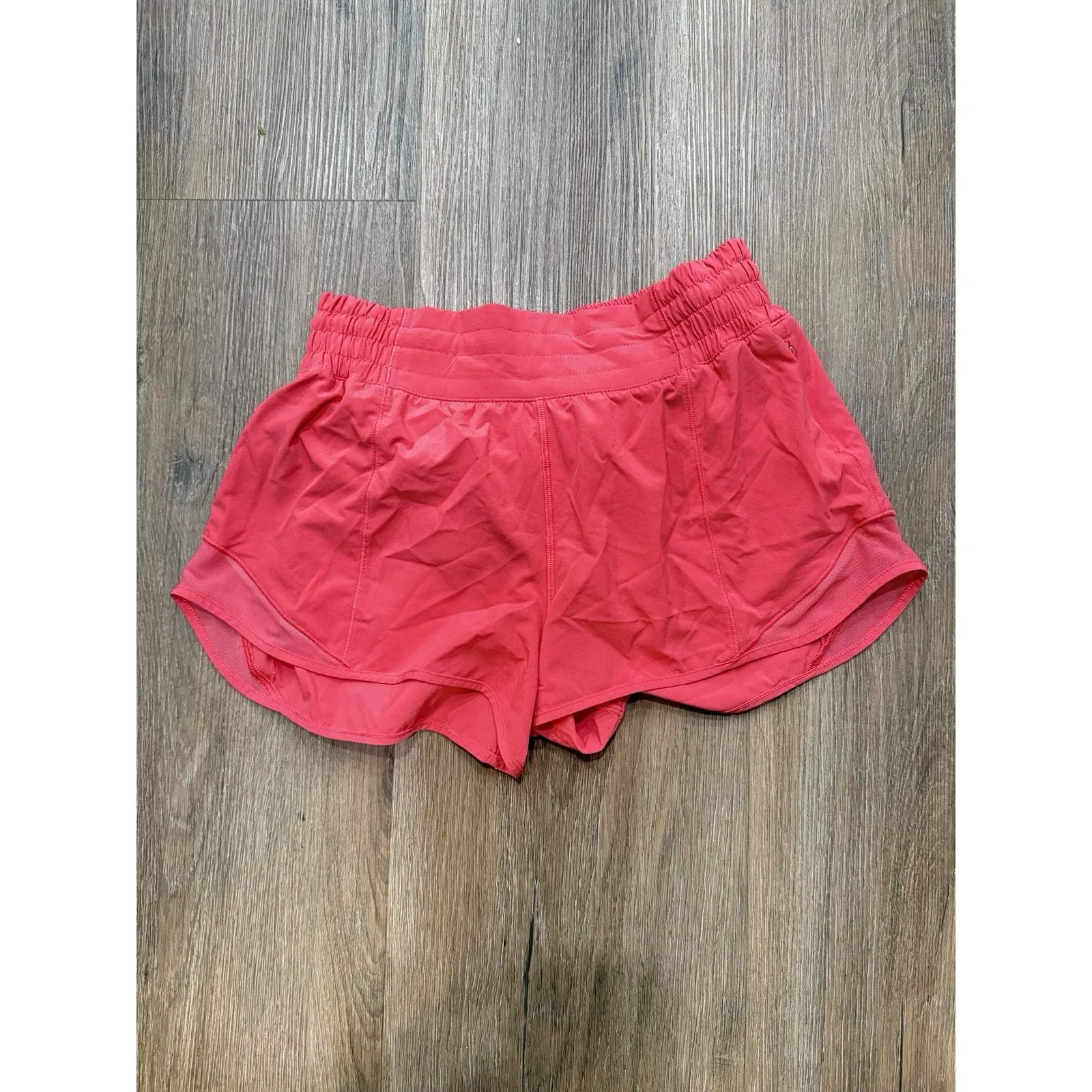 Lululemon Shorts Womens 6 Hotty Hot Low Rise Liner Athletic Running Gym LW7AYYR - Image 3