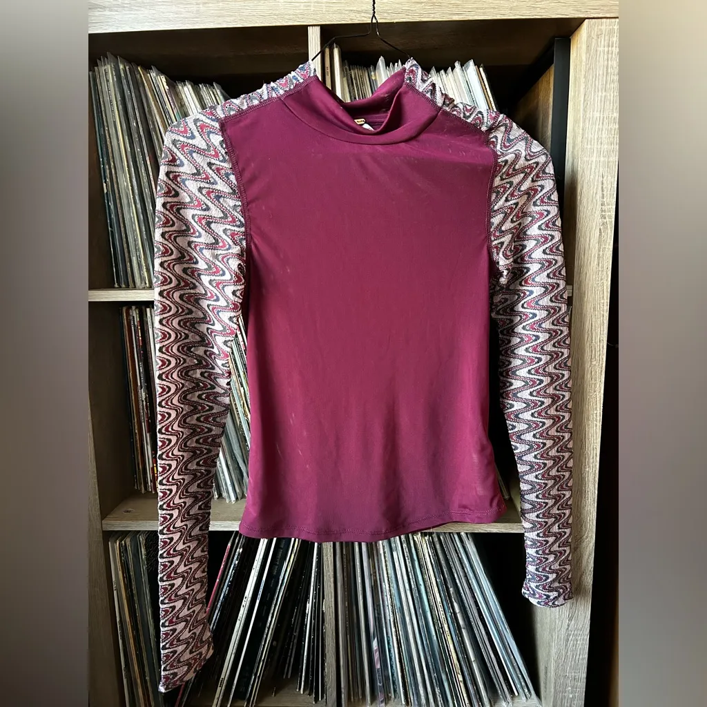 Free People ⭐️ IR ⭐️ Fitted Retro Sleeve Mesh Mock Neck Top XS NWOT - Image 2