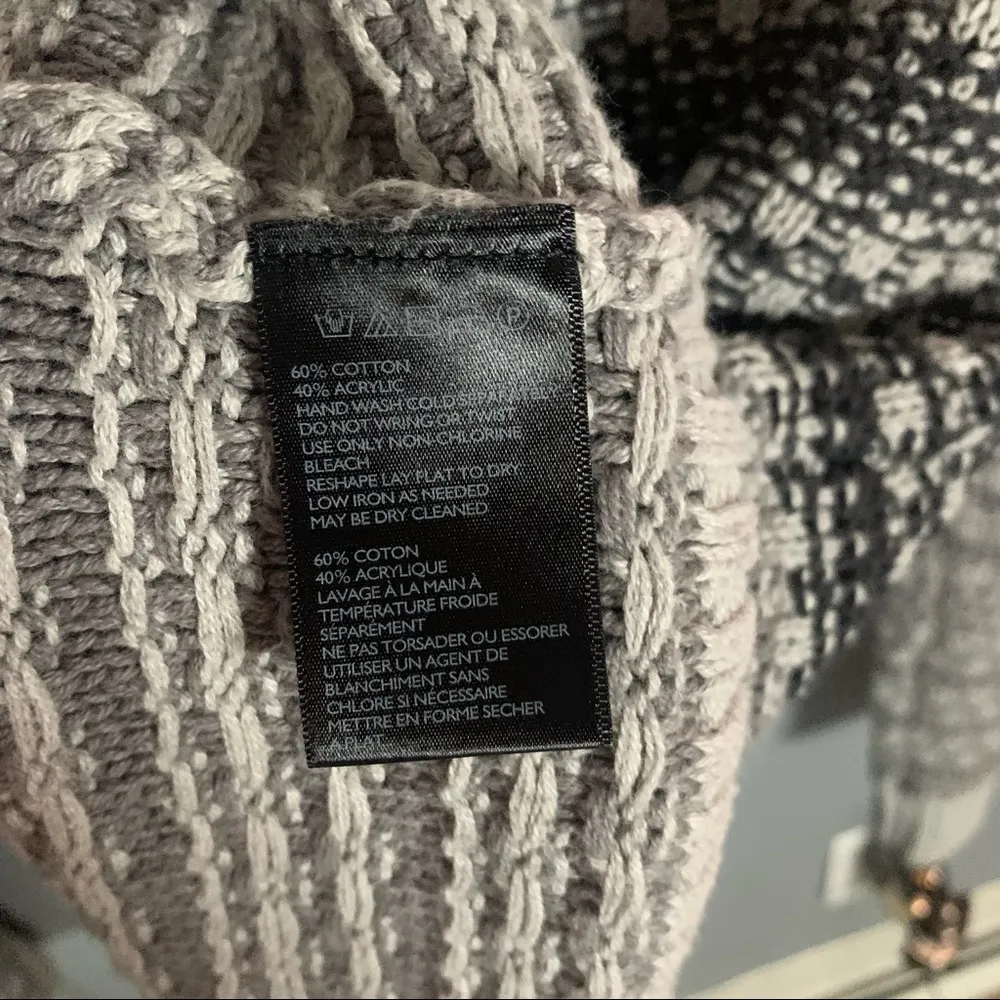 UO BDG gray gradient pullover sweater - Image 8