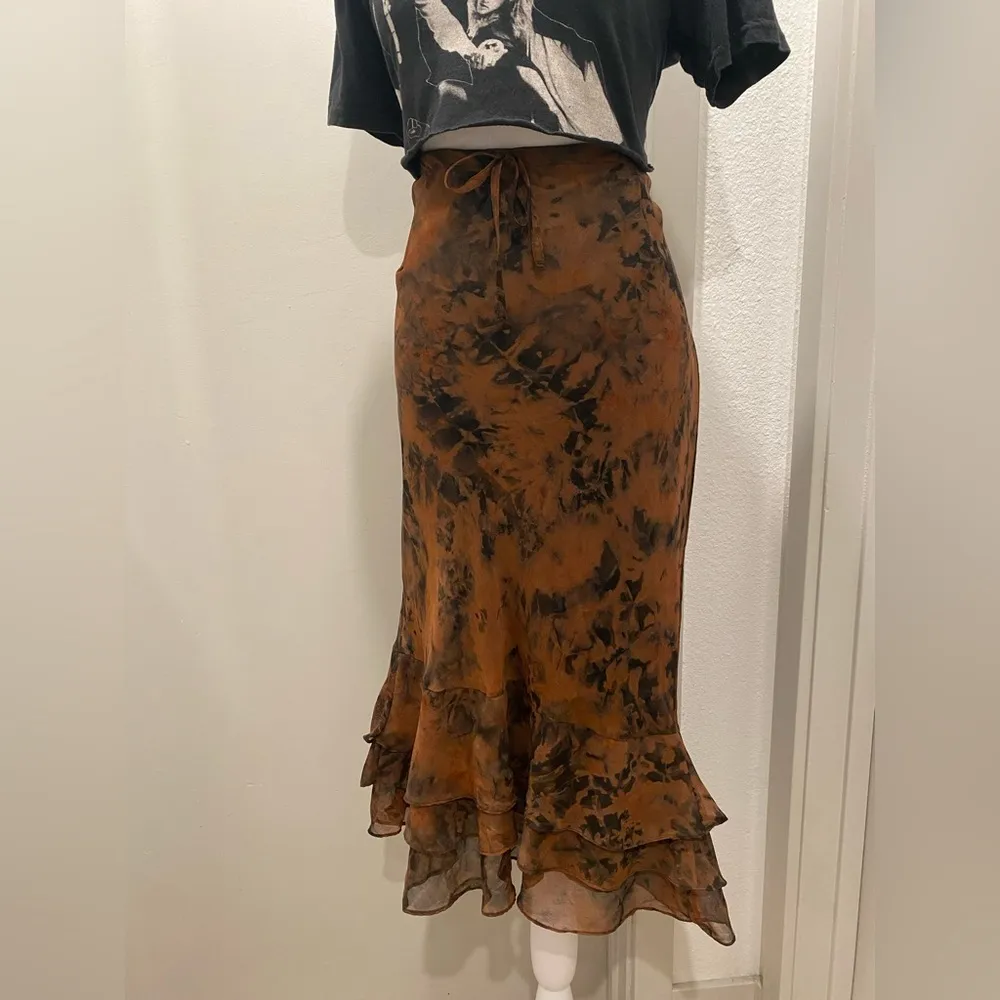 Double Zero ZERO ZERO Y2K Black & Rust Tie Dye Midi Skirt With Ruffle Hemline - S - Image 5