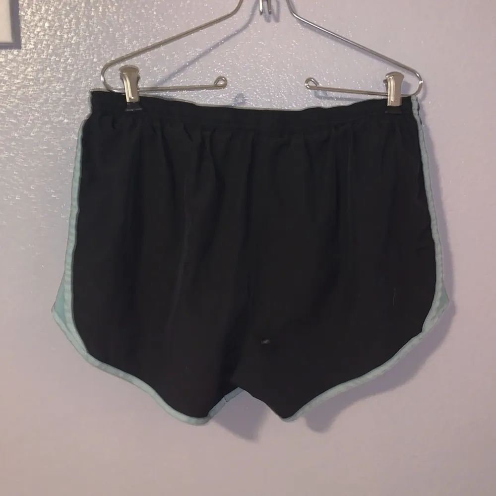 Nike Dri Fit black lined workout gym athletic shorts - Image 4