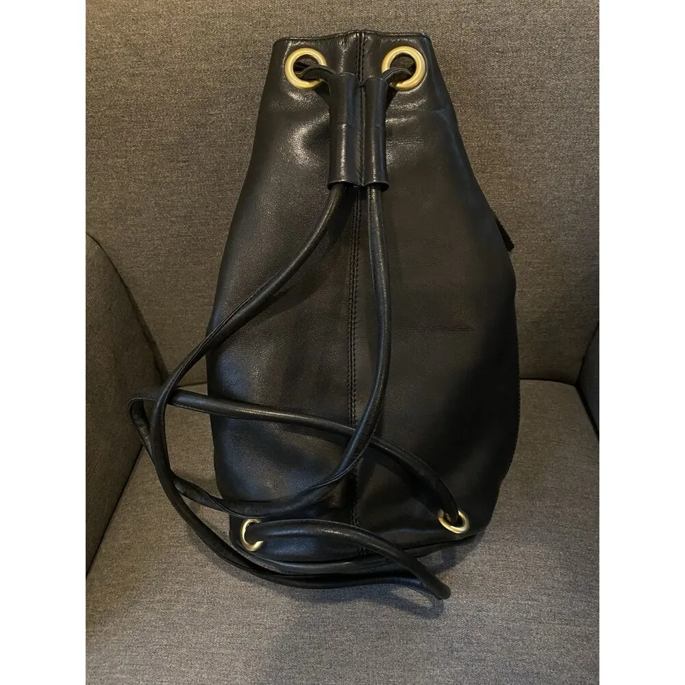 Leather Anne Klein II Vintage Bucket Bag Purse Handbag Matte Gold Accents EUC - Image 4